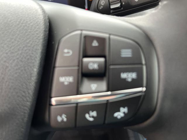Photo of 2025 Shadow Black Ford Maverick