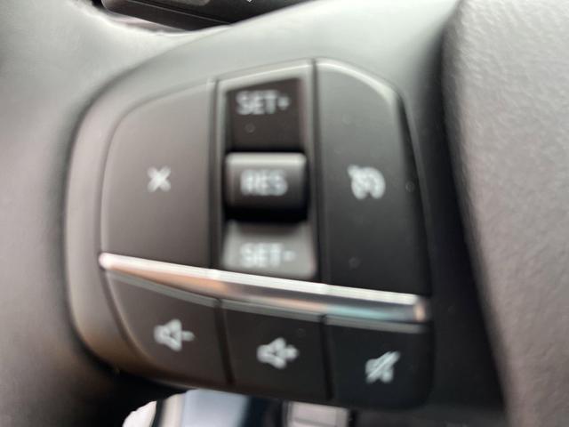 Photo of 2025 Shadow Black Ford Maverick