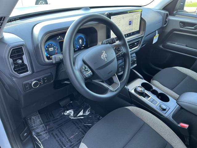 Photo of 2025 Oxford White Ford Bronco Sport