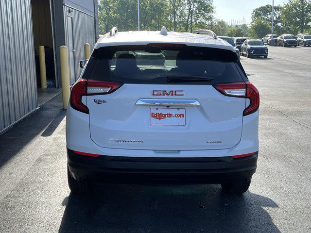 Photo of 2023 Summit White GMC Terrain