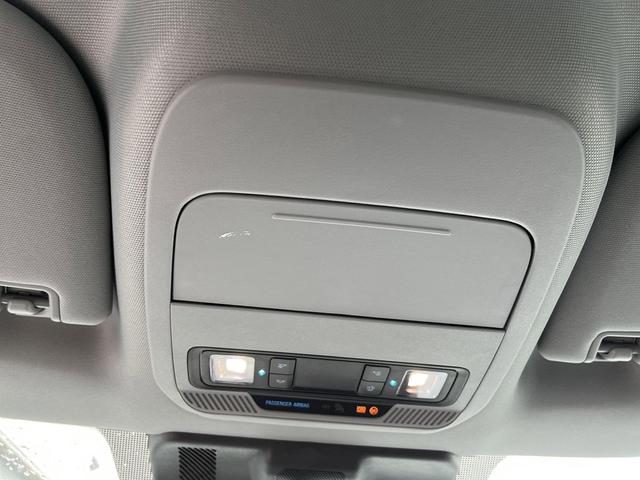 Photo of 2025 Antimatter Blue Metallic Ford F-250