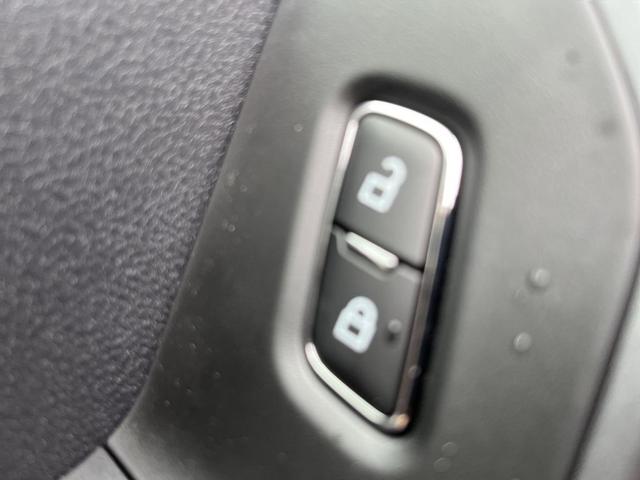 Photo of 2025 Antimatter Blue Metallic Ford F-250