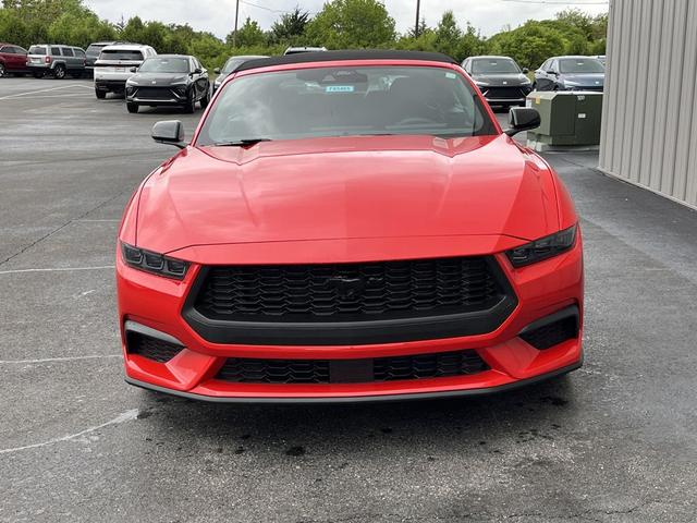 Photo of 2025 Race Red Ford Mustang