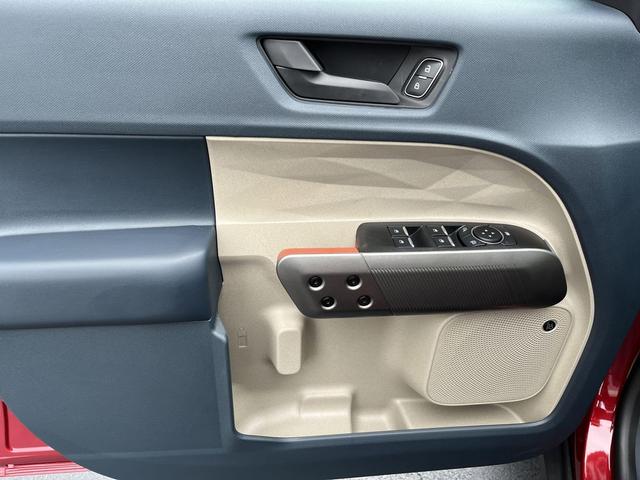 Photo of 2025 Ruby Red Metallic Tinted Clearcoat Ford Maverick