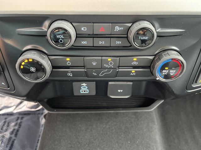Photo of 2025 Antimatter Blue Metallic Ford F-250