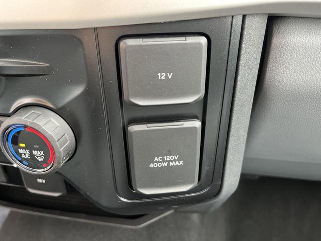 Photo of 2025 Antimatter Blue Metallic Ford F-250