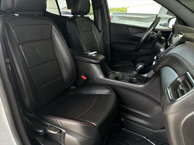 Photo of 2024 Summit White Chevrolet Equinox