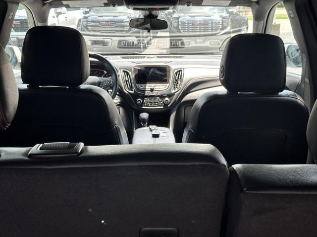 Photo of 2024 Summit White Chevrolet Equinox