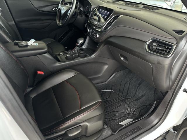Photo of 2024 Summit White Chevrolet Equinox