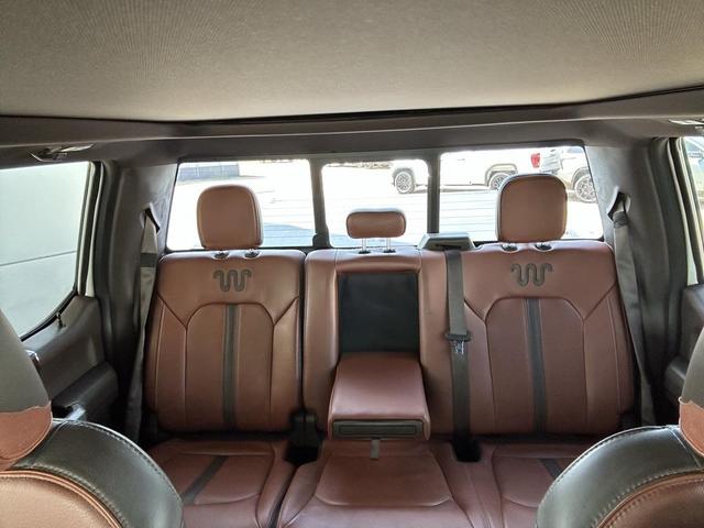 Photo of 2019 White Platinum Metallic Tri-Coat Ford F-350