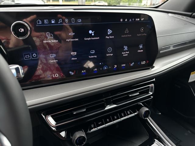 Photo of 2025 Sterling Gray Metallic Chevrolet Traverse