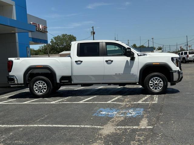 Photo of 2025 Summit White GMC Sierra 2500