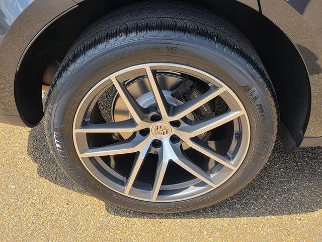 Photo of 2022 Volcano Grey Metallic Porsche Macan