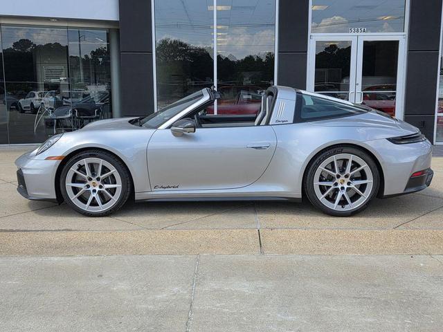 Photo of 2025 GT Silver Metallic Porsche 911