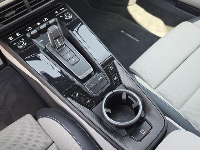 Photo of 2025 GT Silver Metallic Porsche 911