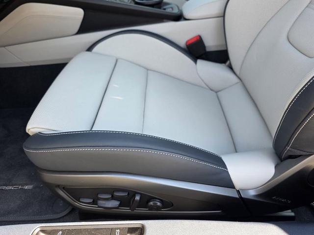Photo of 2025 GT Silver Metallic Porsche 911