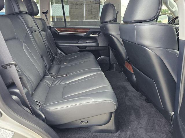 Photo of 2020 Silver Lexus LX 570