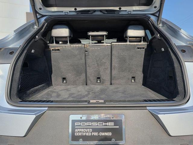 Photo of 2021 Dolomite Silver Metallic Porsche Cayenne