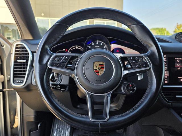 Photo of 2021 Dolomite Silver Metallic Porsche Cayenne