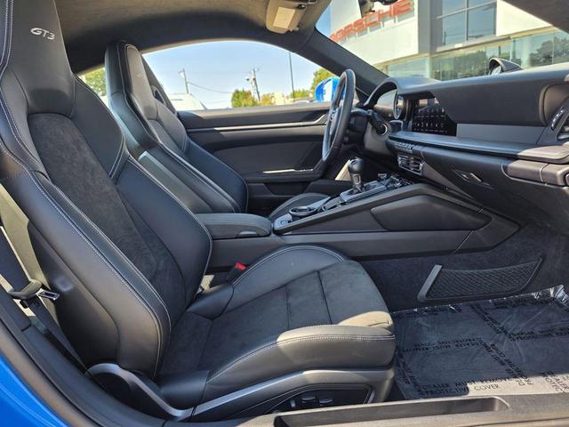 Photo of 2022 Shark Blue Porsche 911