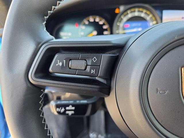 Photo of 2022 Shark Blue Porsche 911