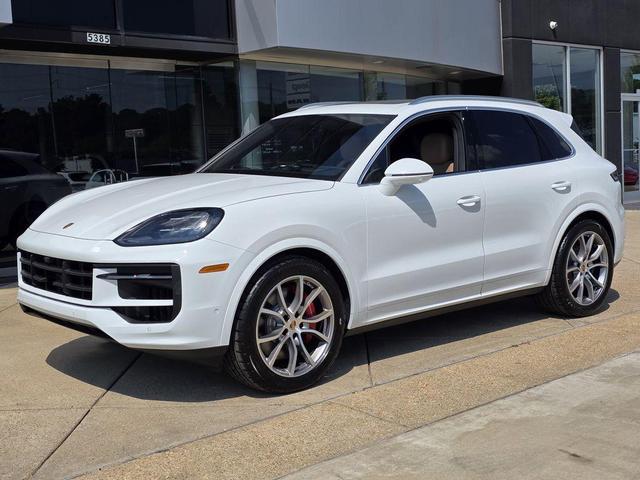 Photo of 2025 White Porsche Cayenne