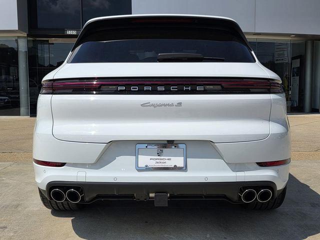Photo of 2025 White Porsche Cayenne