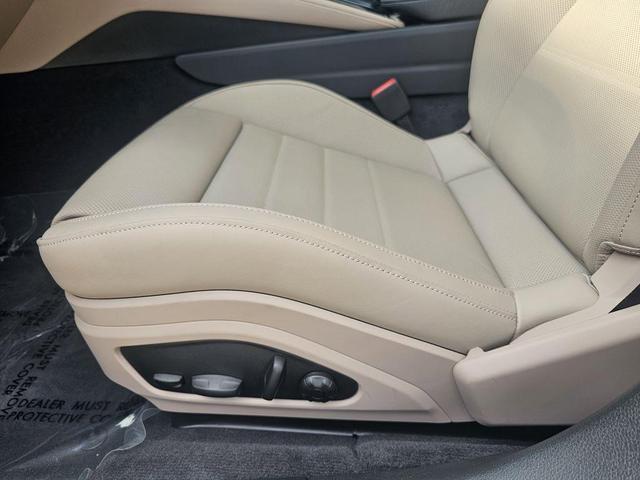 Photo of 2025 White Porsche Panamera