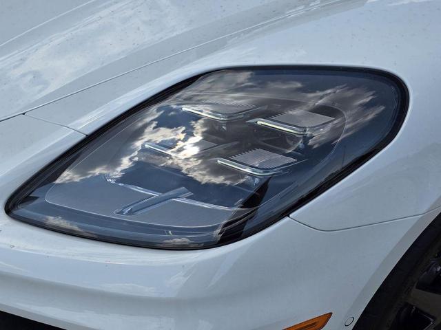 Photo of 2025 White Porsche Panamera