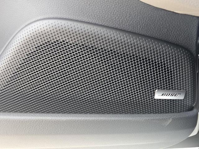 Photo of 2025 White Porsche Panamera