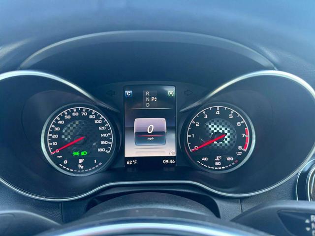Photo of 2016 Lunar Blue Metallic Mercedes-Benz C-Class
