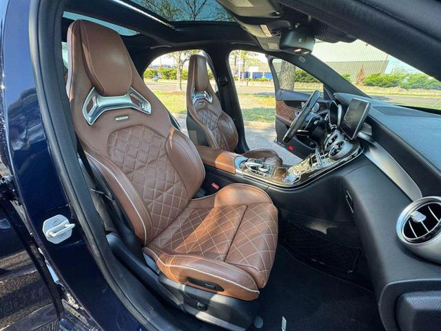 Photo of 2016 Lunar Blue Metallic Mercedes-Benz C-Class