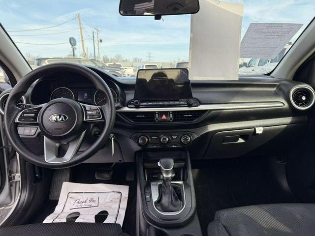 Photo of 2021 Silvwr Kia Forte