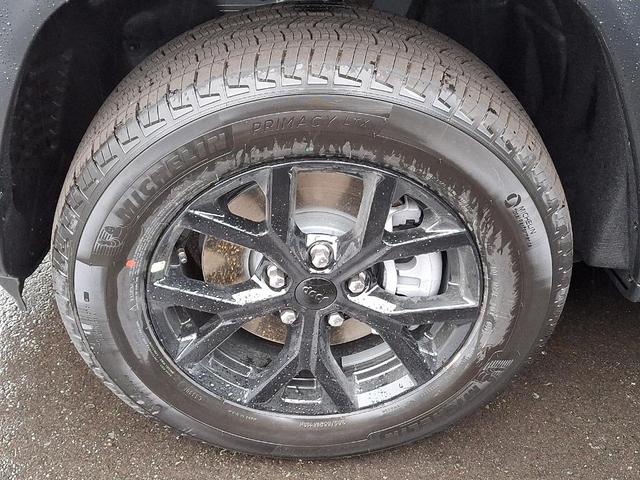 Photo of 2025 Diamond Black Jeep Grand Cherokee L