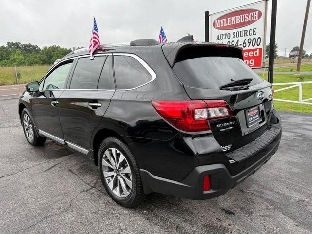 Photo of 2019 Black Subaru Outback