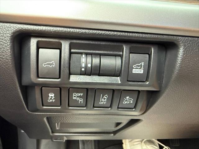 Photo of 2019 Black Subaru Outback