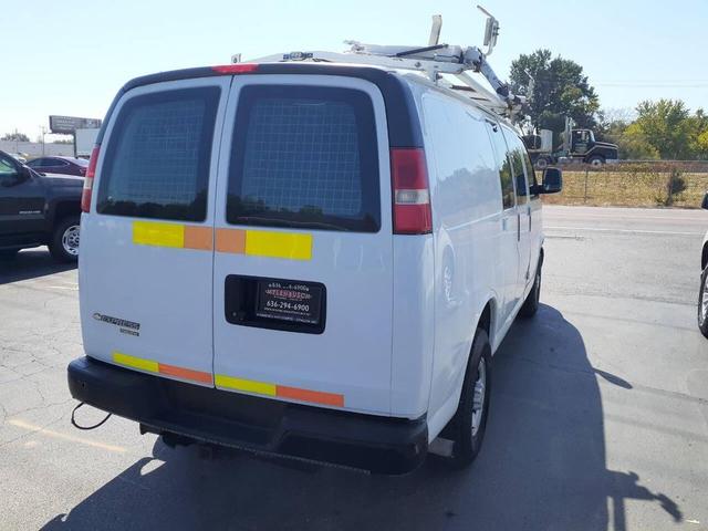 Photo of 2015 White Chevrolet Express 2500