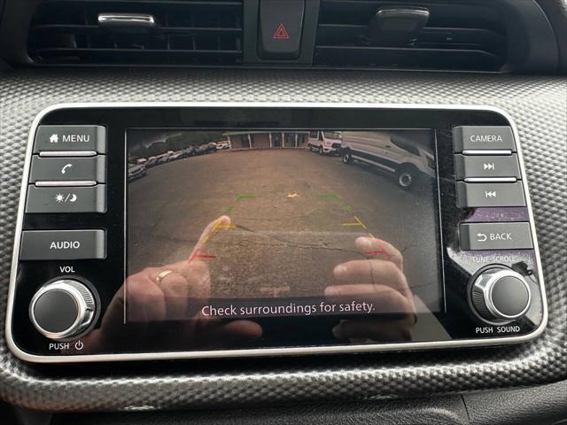 Photo of 2018 Red Nissan Kicks