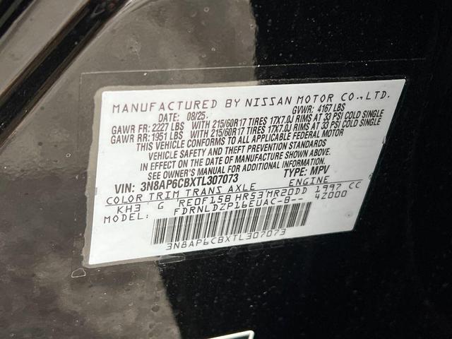 Photo of 2026 Super Black Nissan Kicks