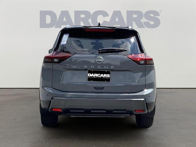 Photo of 2025 Boulder Gray Pearl/Super Black Nissan Rogue