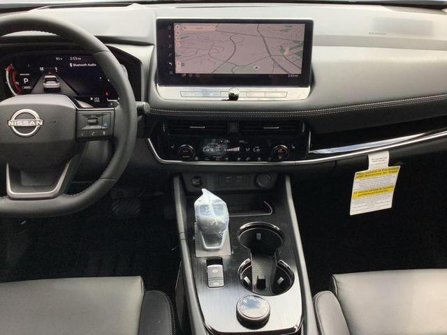 Photo of 2025 Boulder Gray Pearl/Super Black Nissan Rogue