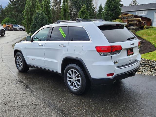 Photo of 2014 White Jeep Grand Cherokee