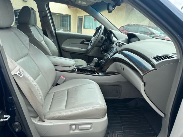 Photo of 2011 Bali Blue Pearl Acura MDX