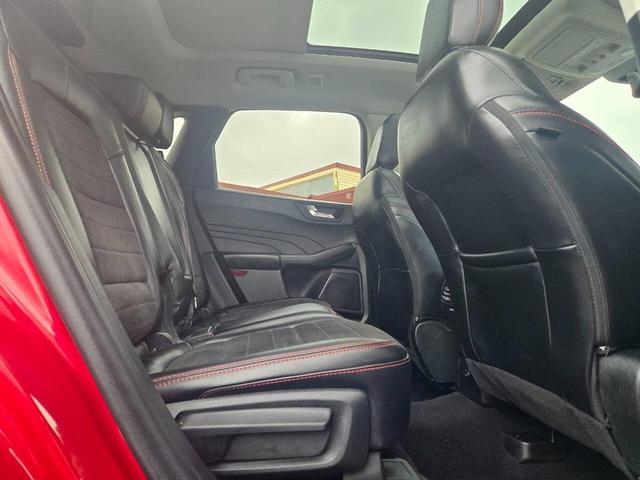 Photo of 2022 Rapid Red Metallic Tinted Clearcoat Ford Escape