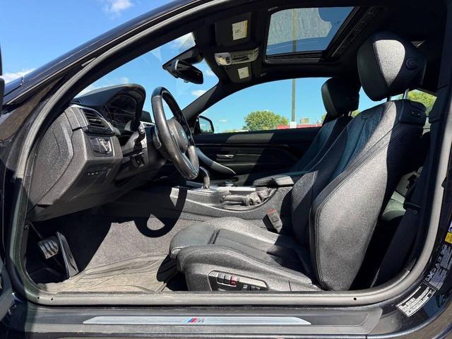 Photo of 2015 Black BMW 435