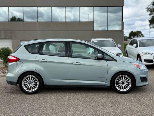 Photo of 2013 Turquoise Ford C-Max Hybrid