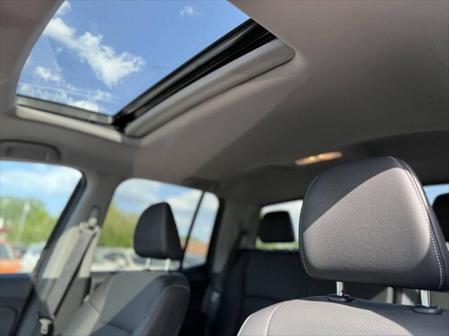 Photo of 2023 Crystal Black Pearl Honda Ridgeline