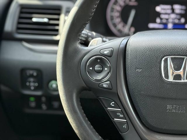 Photo of 2023 Crystal Black Pearl Honda Ridgeline