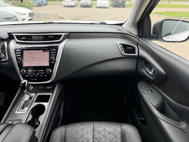 Photo of 2020 Pearl White Tricoat Nissan Murano