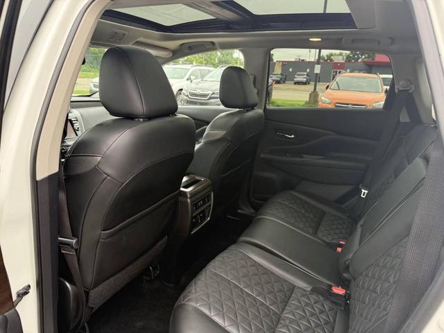 Photo of 2020 Pearl White Tricoat Nissan Murano